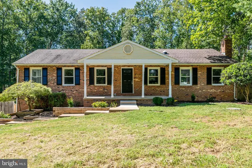7 Carter Ln, STAFFORD