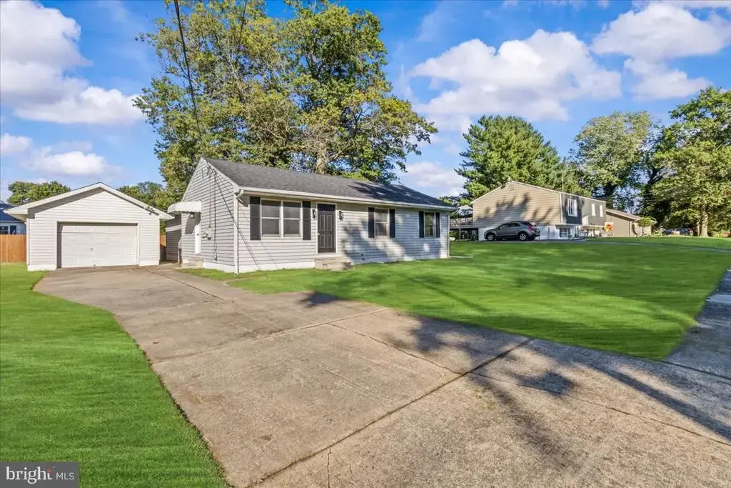 34 Sanford Rd, PENNSVILLE