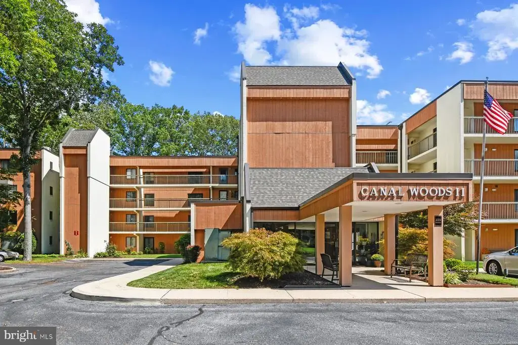 229 Canal Park Dr #403, SALISBURY
