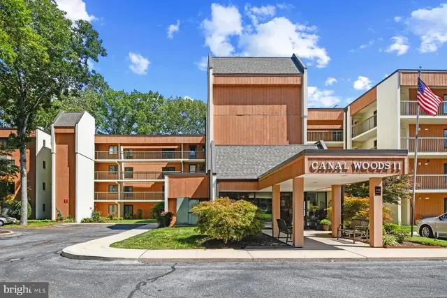 229 Canal Park Dr #403, Salisbury