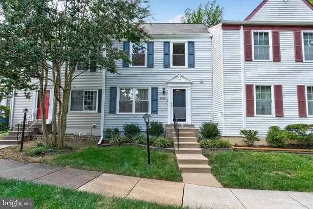 6636 Greenleigh Ln, Alexandria