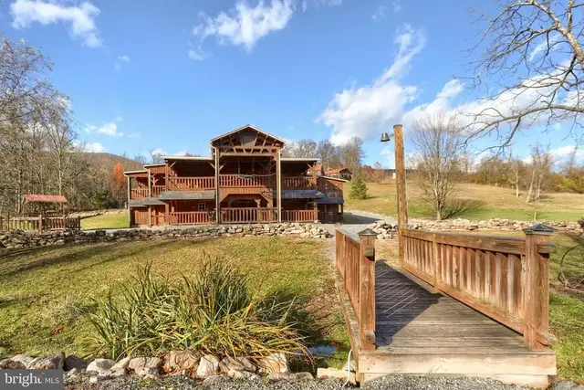 232 Laurel Rock Ln, Mifflintown