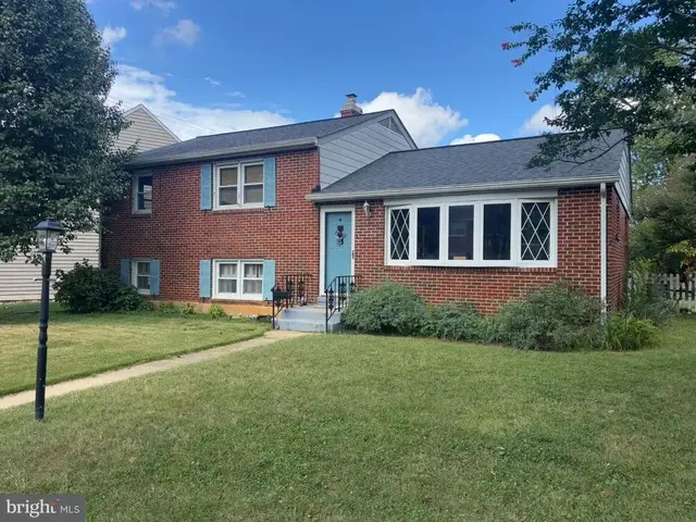 6 Tenbury Rd, Lutherville Timonium