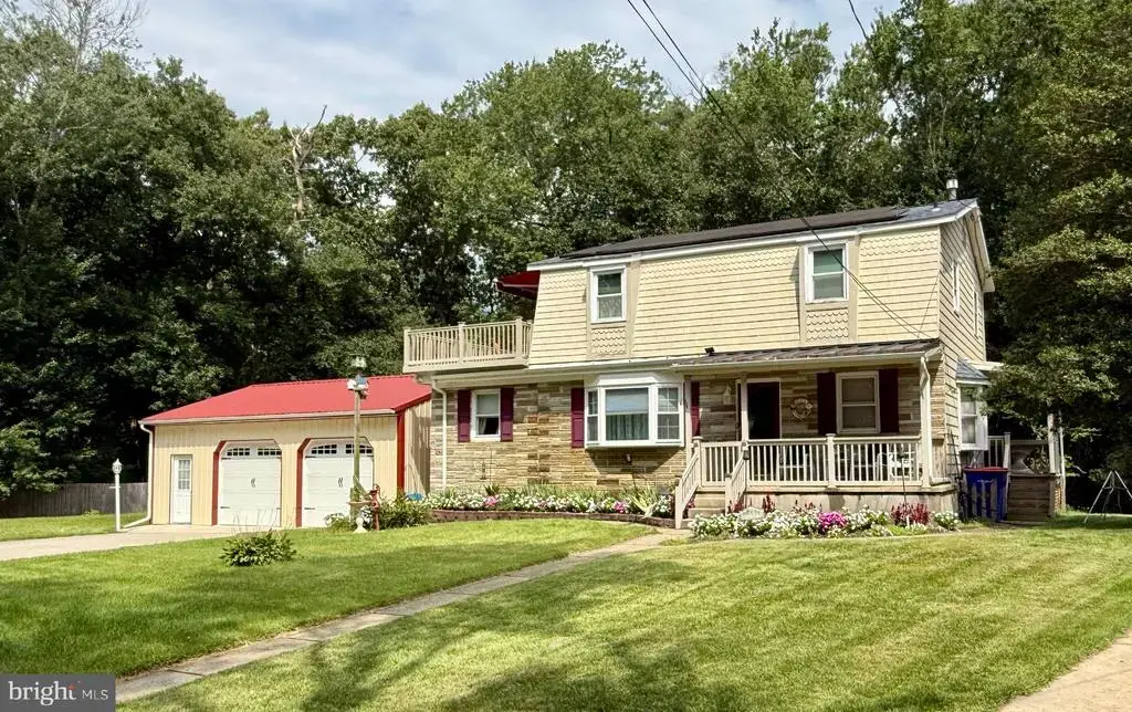 312 Sw Lakeshore Dr, MILLVILLE