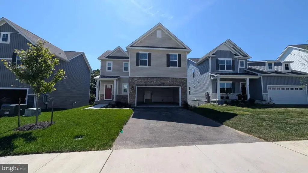 139 Wappinger Ter, WINCHESTER