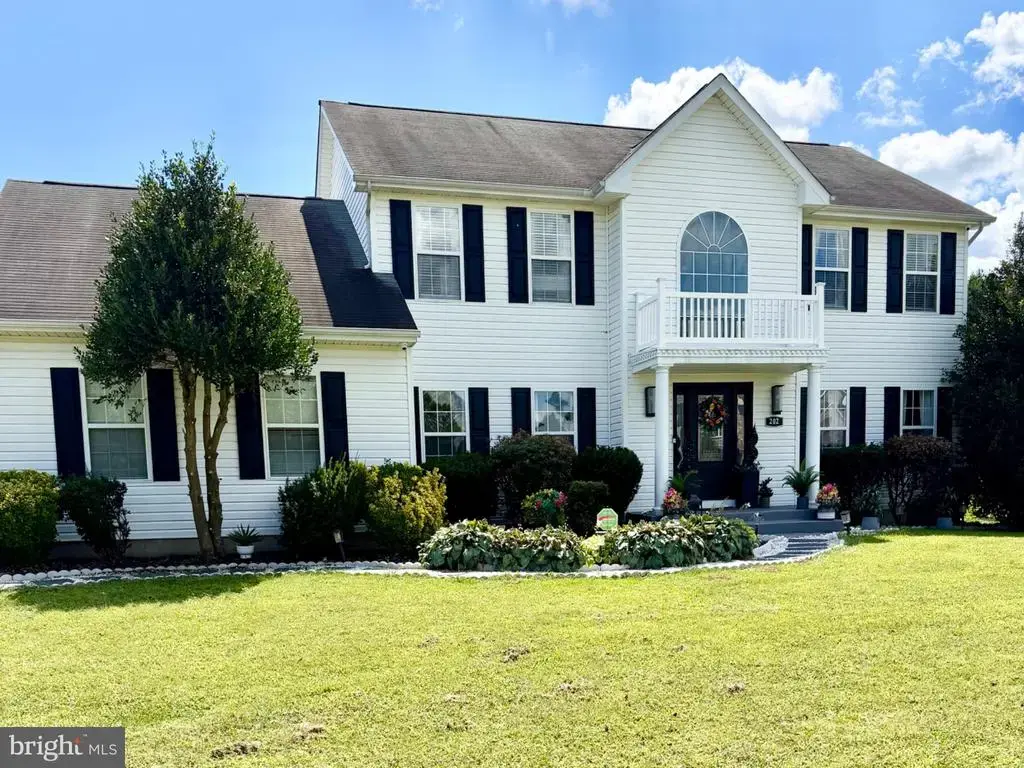 202 W Thomas Ct, MIDDLETOWN