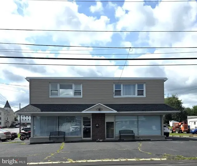 334 Washington St #, East Greenville