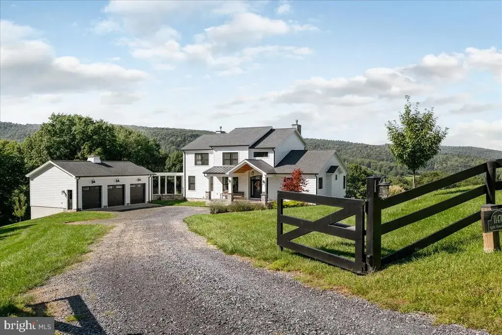 11470 Apple Manor Rd, MARKHAM