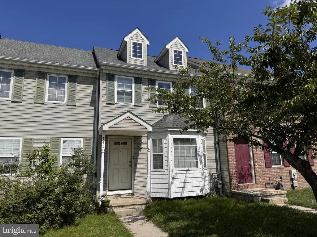 141 Holmes St, DOVER