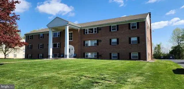 804 Vaughn Rd #c-9, Pottstown