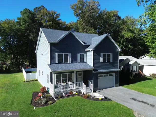11 Southwind Ct, Berlin