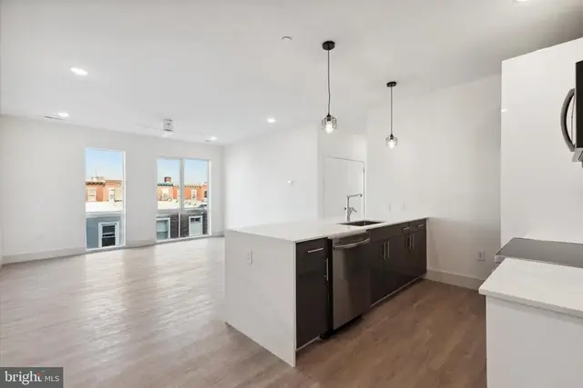 1221 E Fletcher St #212, Philadelphia