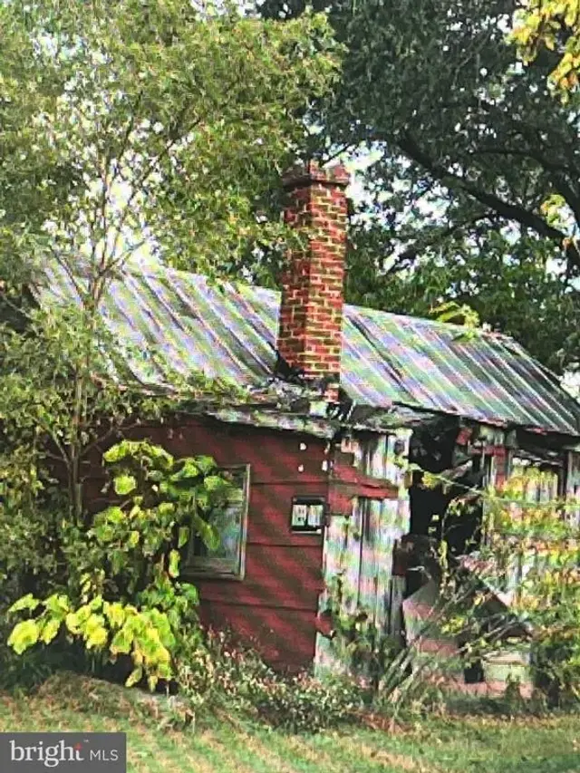 145 Caldwell Ln, Winchester
