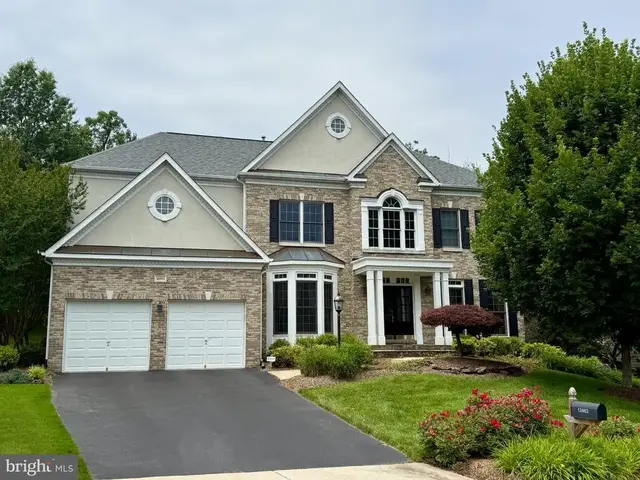 12463 Meadow Hunt Dr, Fairfax