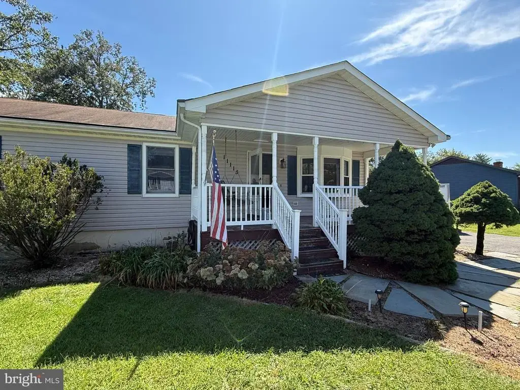 11115 Cedar Ln, BEALETON