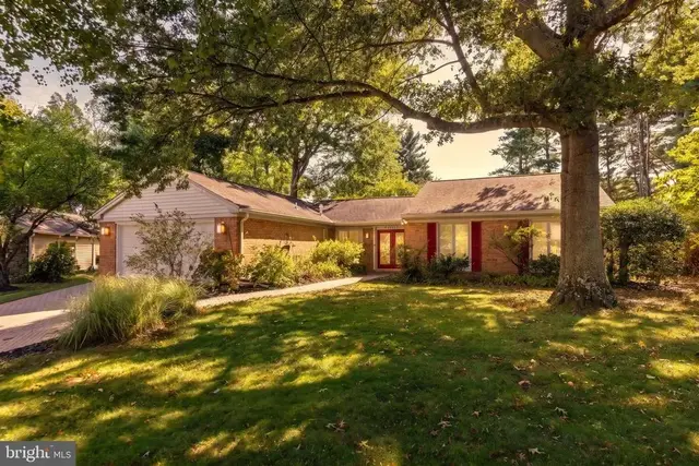 2567 Forest Knl St, Annapolis