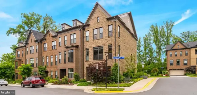 4489 Lateleaf Trl, Fairfax