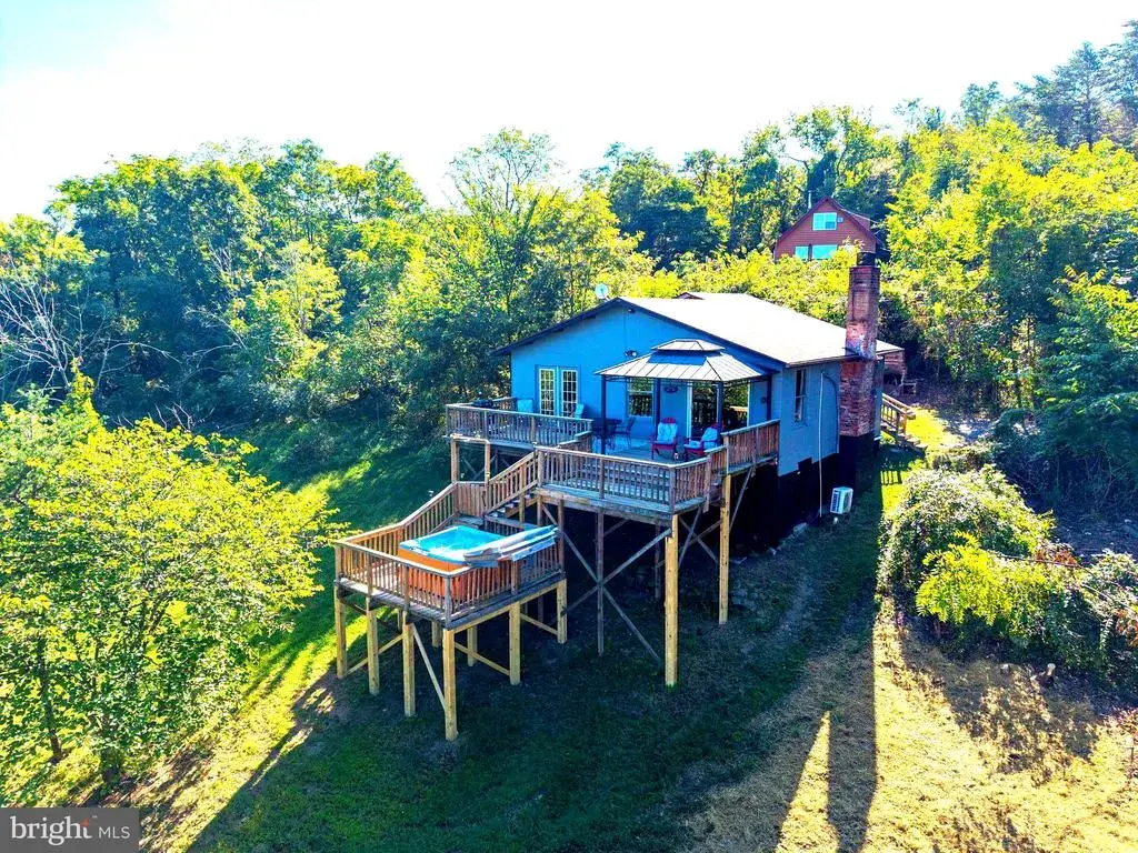 665 Overlook Dr, RILEYVILLE
