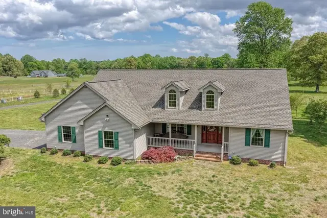 6505 Griffith Lake Dr, Milford