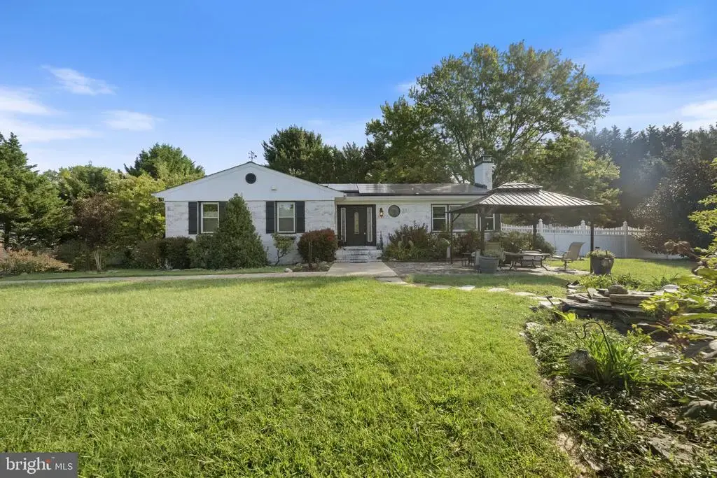11140 Little Cove Point Rd, LUSBY