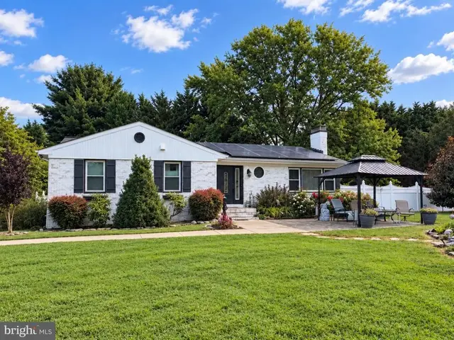 11140 Little Cove Point Rd, Lusby