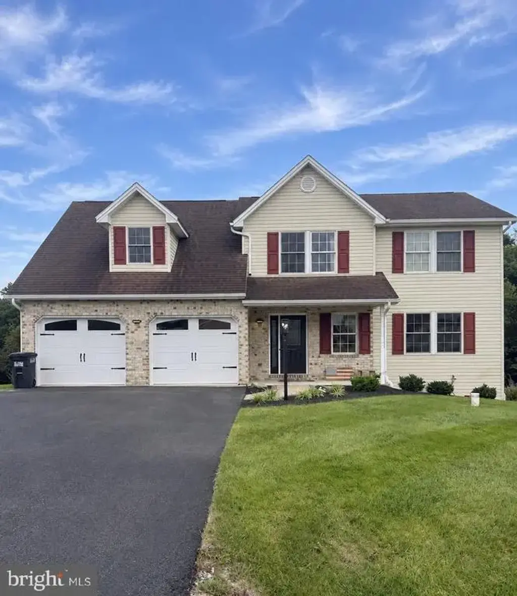 1554 Lorraine Ln, CHAMBERSBURG