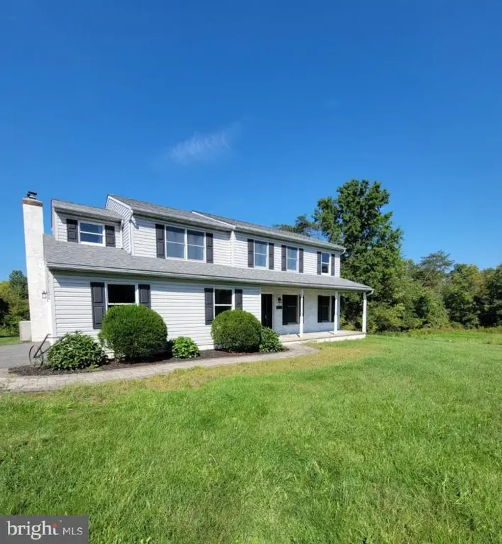 328 Township Line Rd, DOUGLASSVILLE