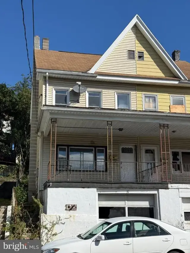 37 Lafayette St, Tamaqua
