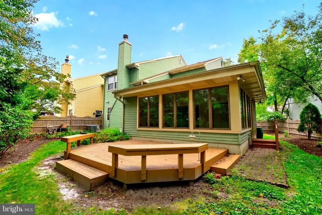 237 Foxwood Ln, MARLTON