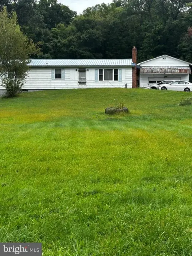 9378 Fort Robinson Rd, Ickesburg