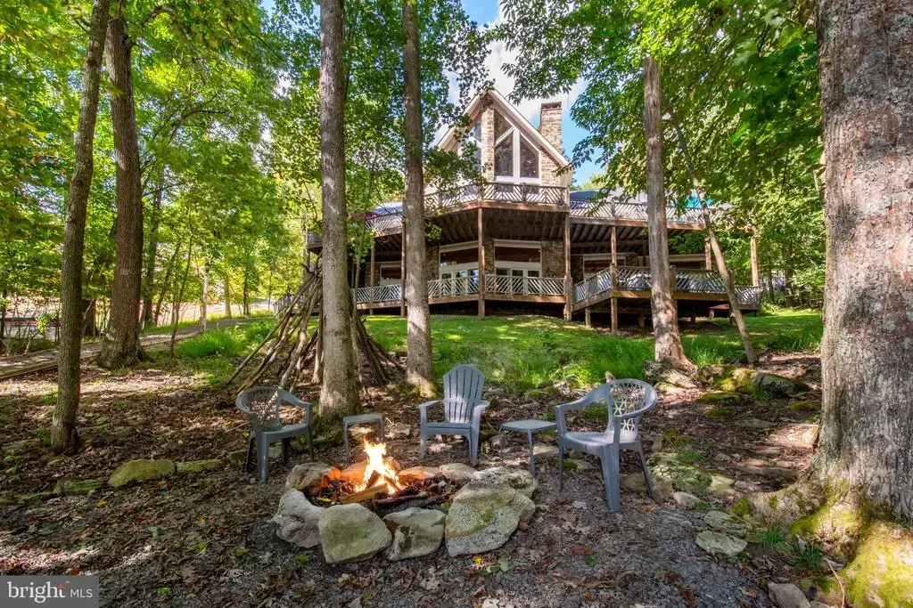 2747 Marsh Hill Rd, MC HENRY