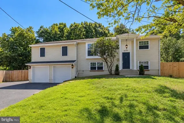 9703 Fairmont Ave, Manassas