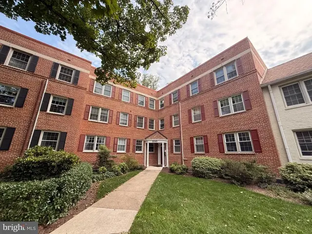 2210 Washington Ave #301, Silver Spring