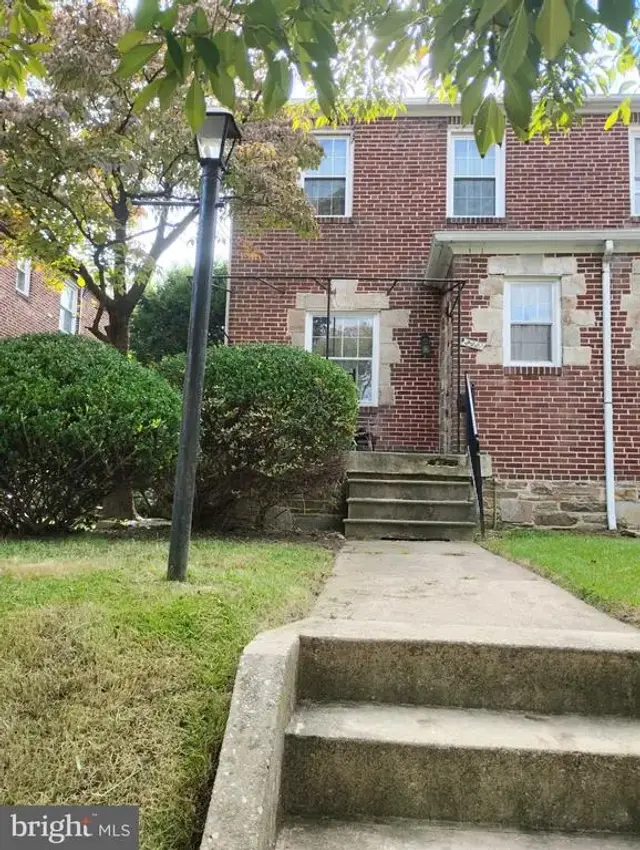 2421 Pelham Ave, Baltimore