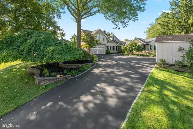 1228 Burnett Rd #, Huntingdon Valley