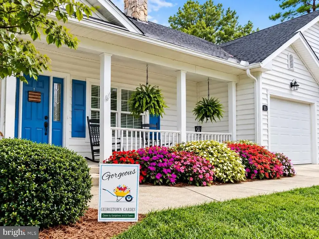 11 Teaberry Ln, GEORGETOWN