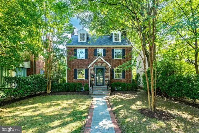 4414 Davenport St Nw, Washington