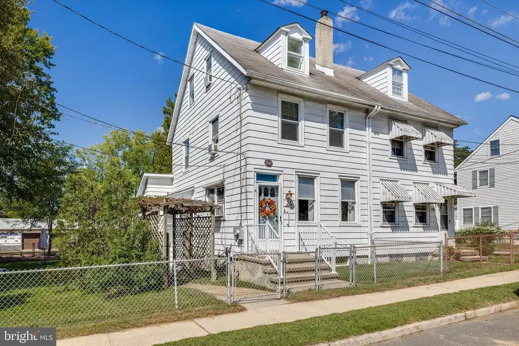 26 Chestnut St, LUMBERTON