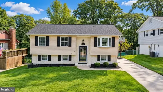 8245 Lethbridge Rd, Millersville