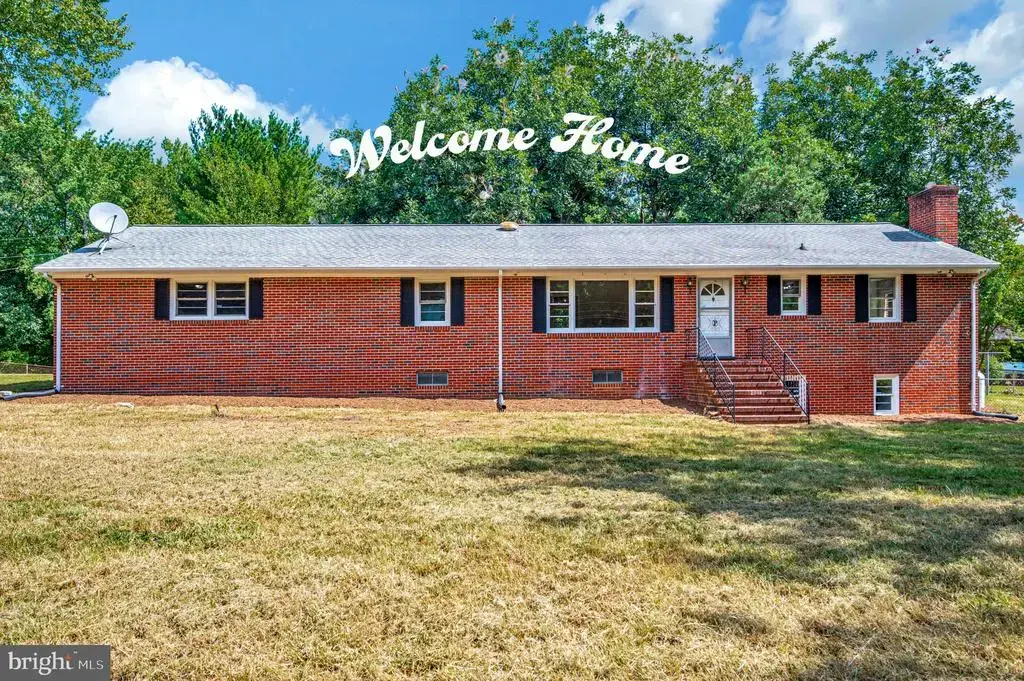8434 Pine Tree Ln, KING GEORGE