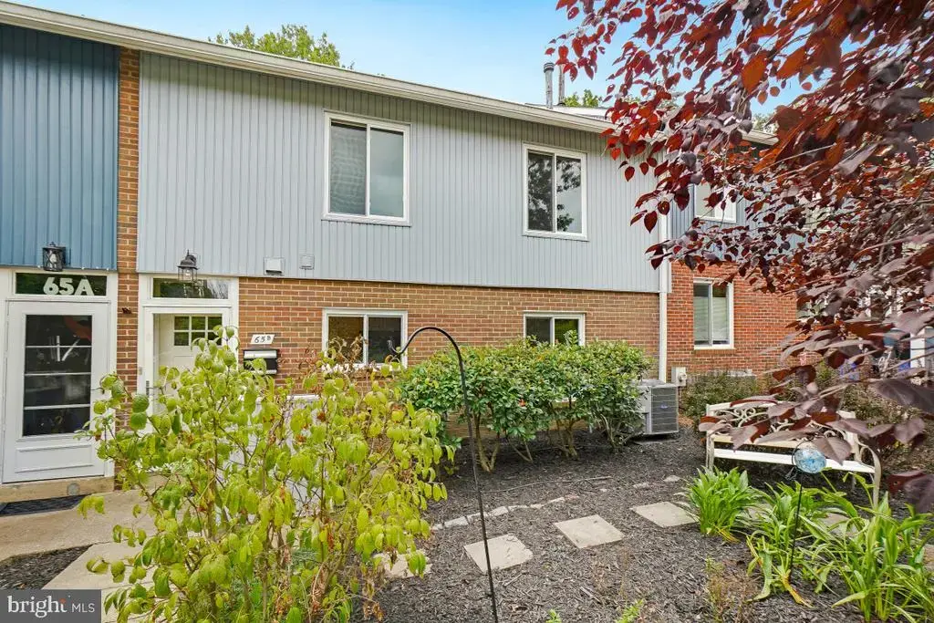 65 Ridge Rd #b, GREENBELT
