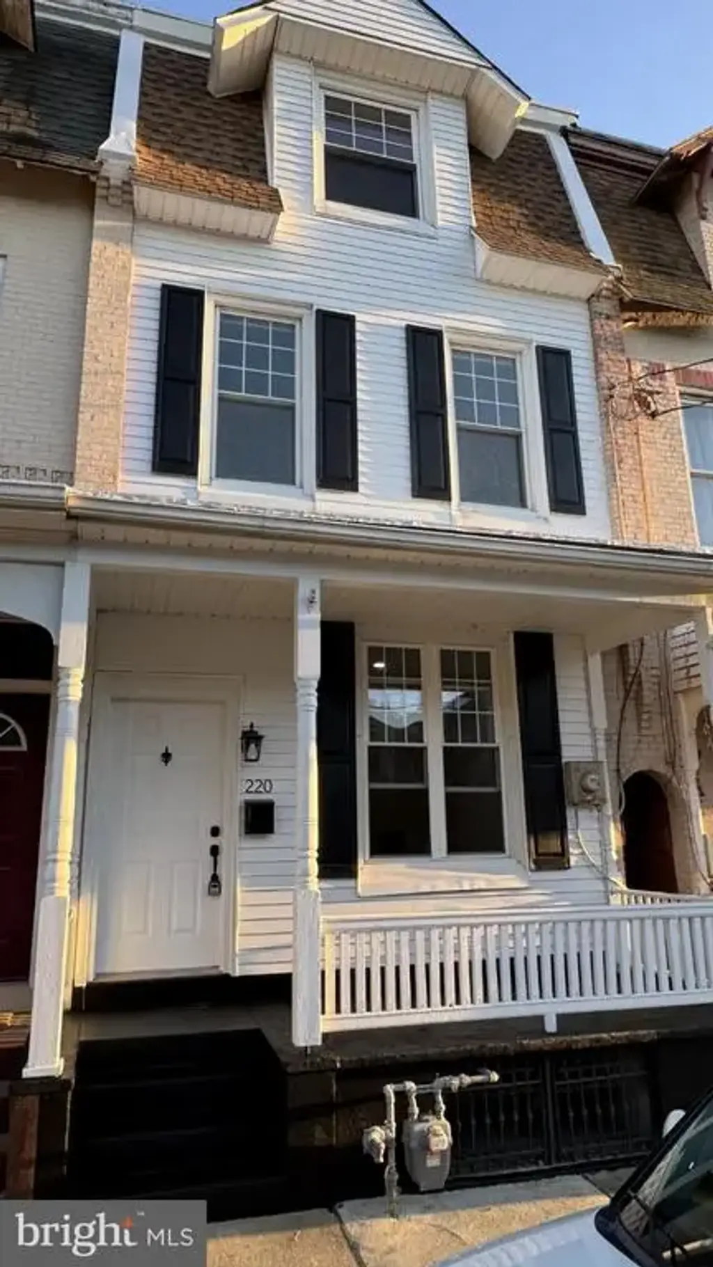 220 Chestnut St, LEBANON