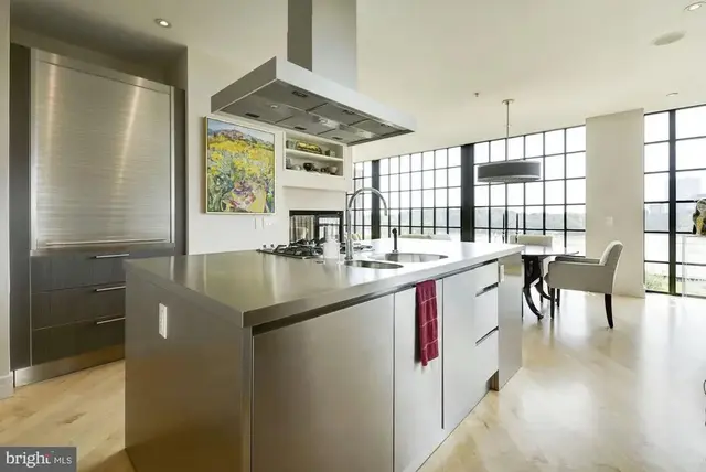 3303 Water St Nw #6f, Washington
