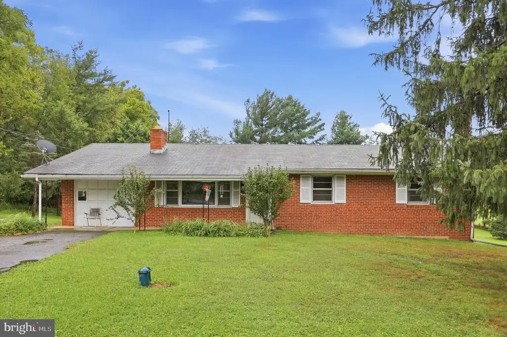 7303 Ira Sears Rd, ADAMSTOWN