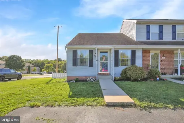 895 S 3rd St, Lebanon
