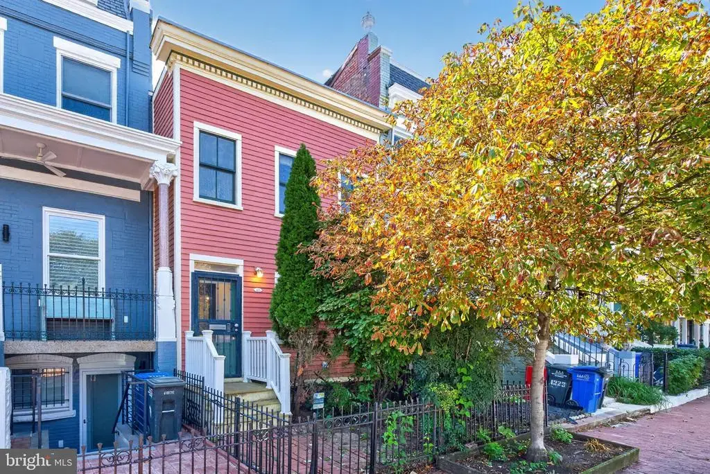 1225 E St Se, WASHINGTON