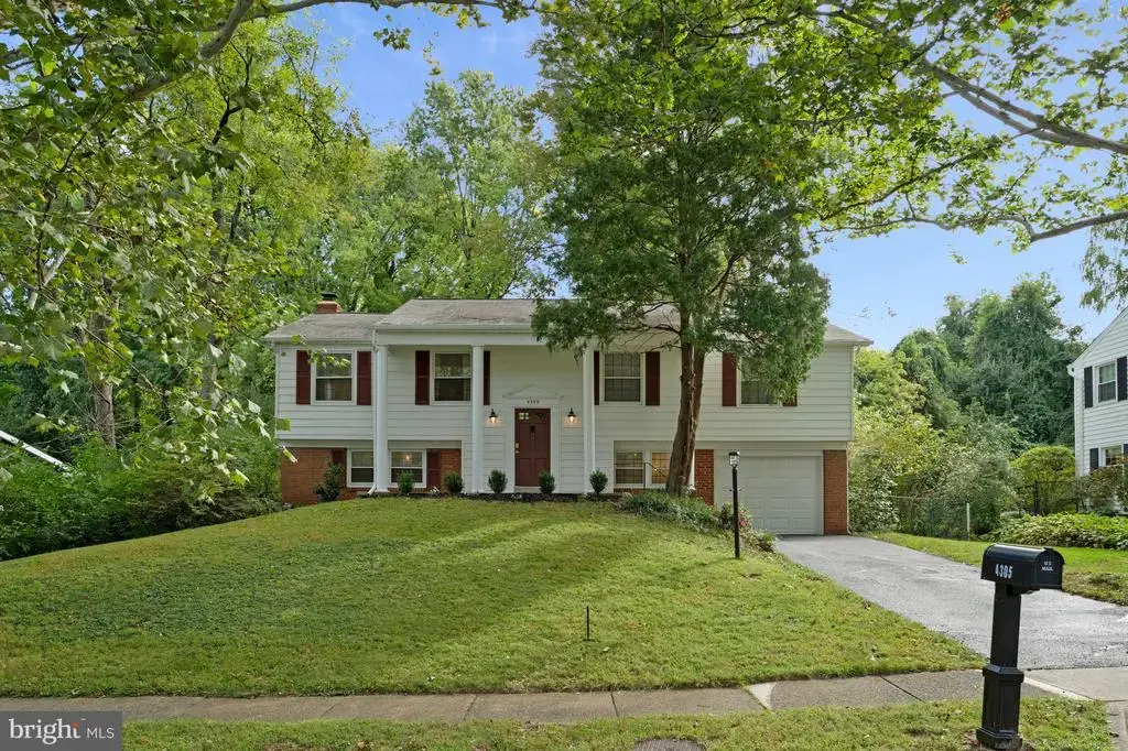 4305 Markwood Ln, FAIRFAX