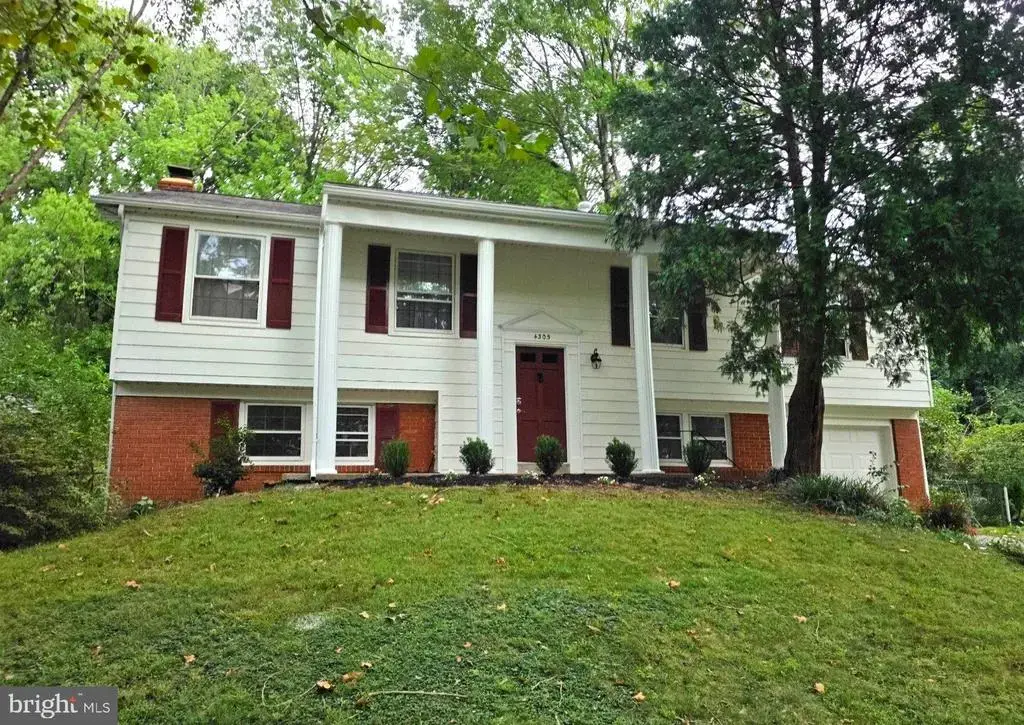 4305 Markwood Ln, FAIRFAX