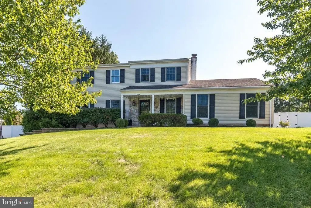 2049 Valley View Way, LANSDALE