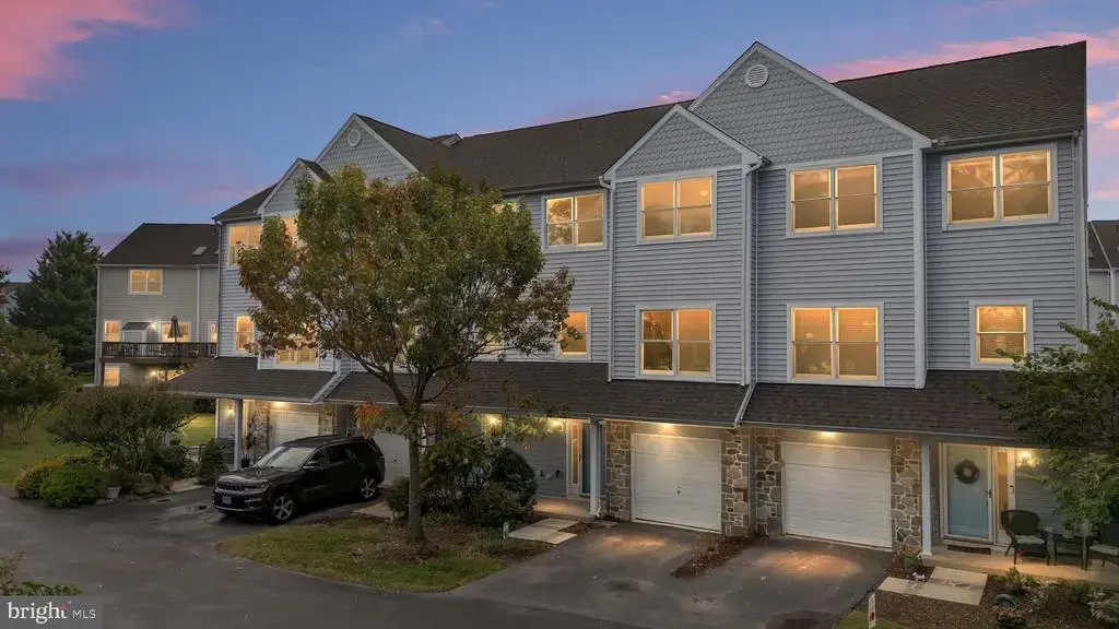512 Auckland Way, CHESTER